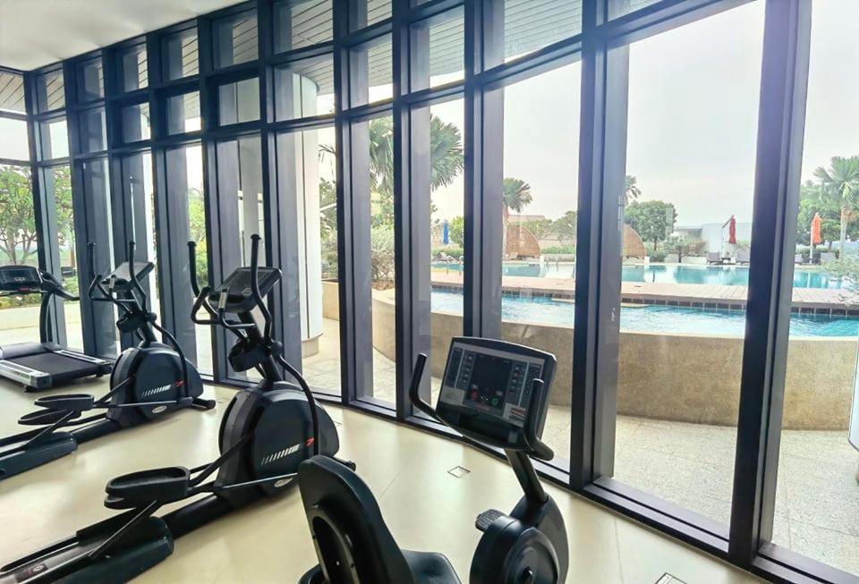1519 Almas Suites Seaview Sunrise Netflix By Stay Nusajaya  Exterior photo