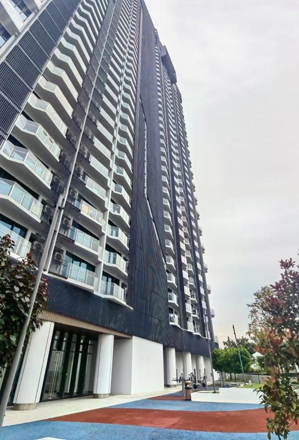 1519 Almas Suites Seaview Sunrise Netflix By Stay Nusajaya  Exterior photo
